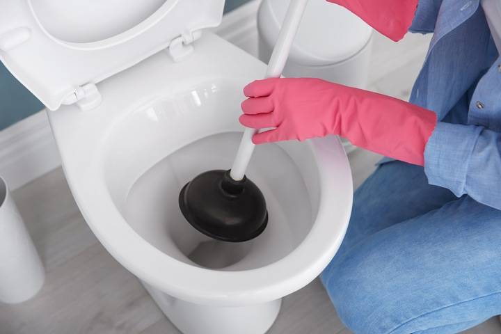 How to Tell If Your Toilet Is Leaking Underneath